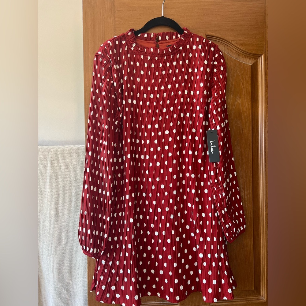 NWT. Fully lined red and white polka dot Lulu’s dress.
